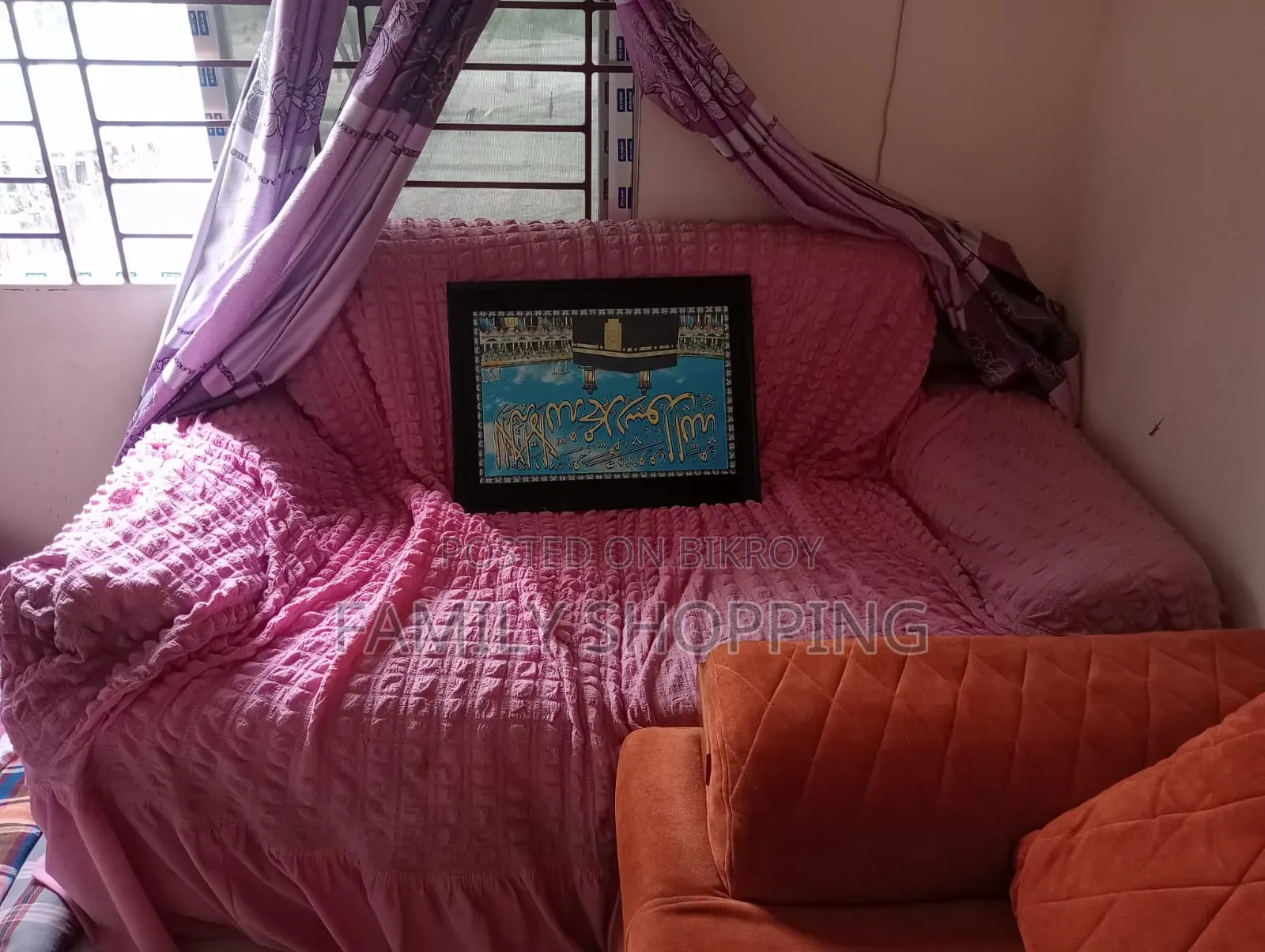 Sofa for sale, Sofa 2+2+1, looks very beautiful