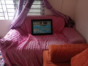 Sofa for sale, Sofa 2+2+1, looks very beautiful