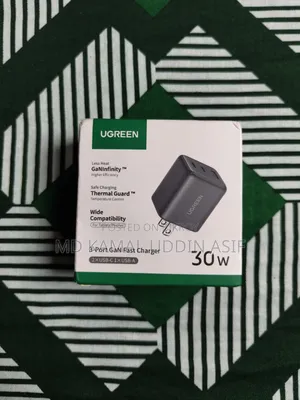 Ugreen X515 30w Gan Us 3 Ports Fast Charging Adapter