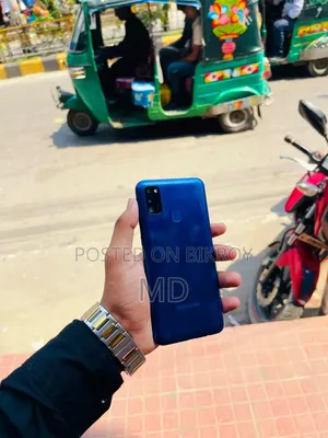 স্যামসাং গ্যালাক্সি এম২১ ৬৪ জিবি ব্লু