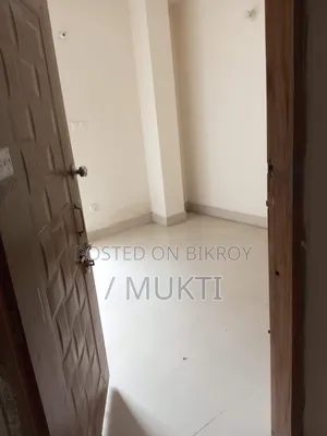 দুর্দান্ত পজিশনে ফ্রিল্যান্সার আইটি প্রোফেশনাল দের জন্য নিরিবিলি অফিস