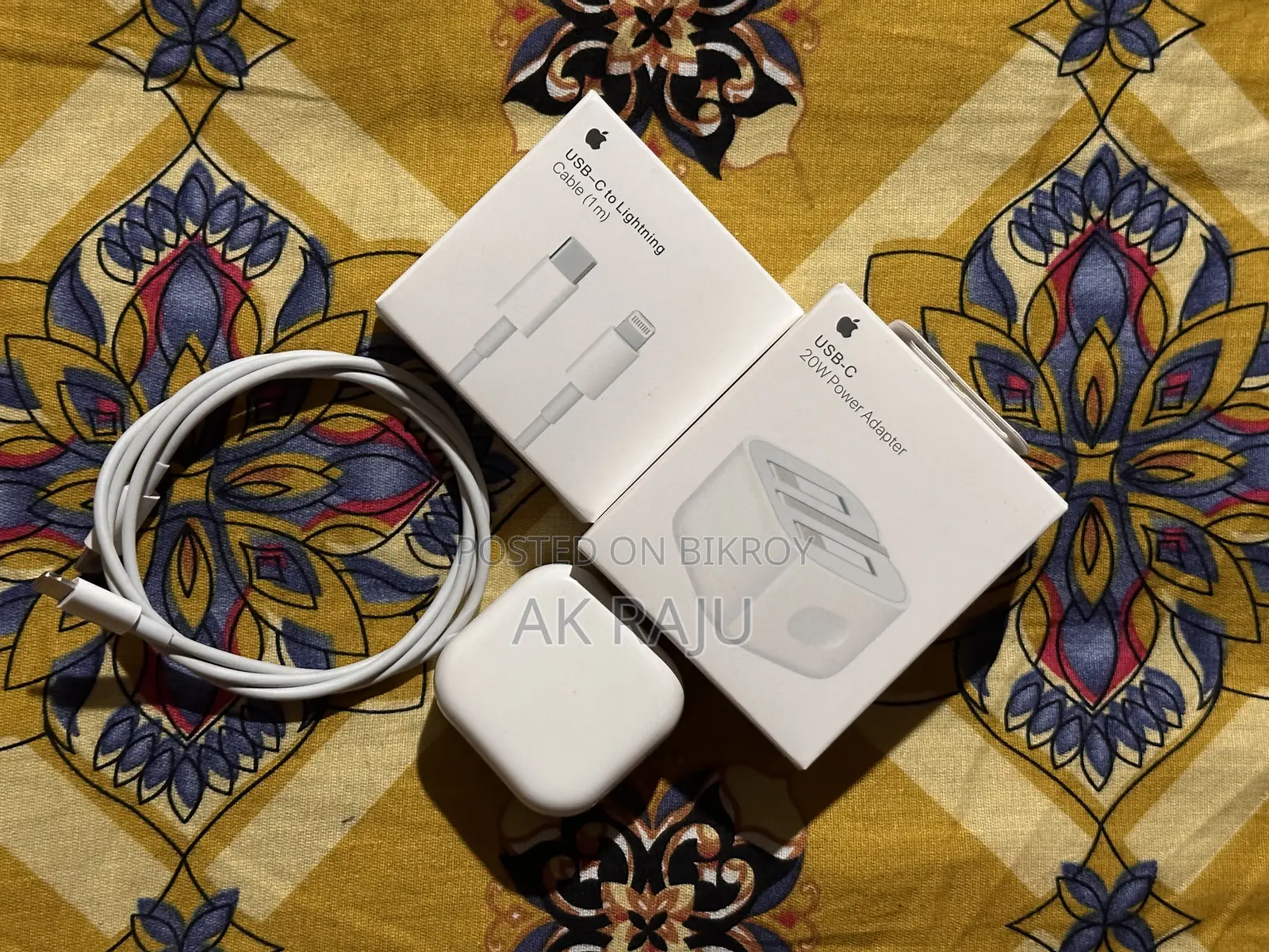 Apple 20W Power Adapter and Lightning Cable