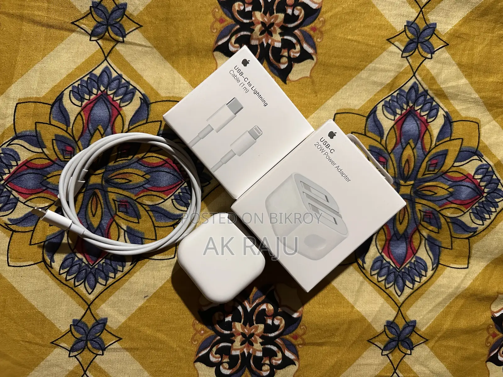 Apple 20W Power Adapter and Lightning Cable