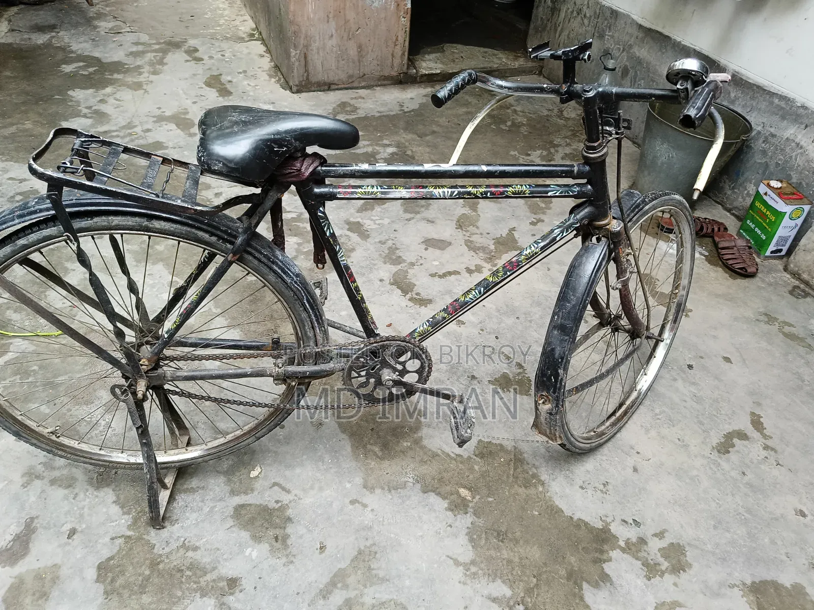 Running bicycle, rear wheel is wobbling, no other problems, number below