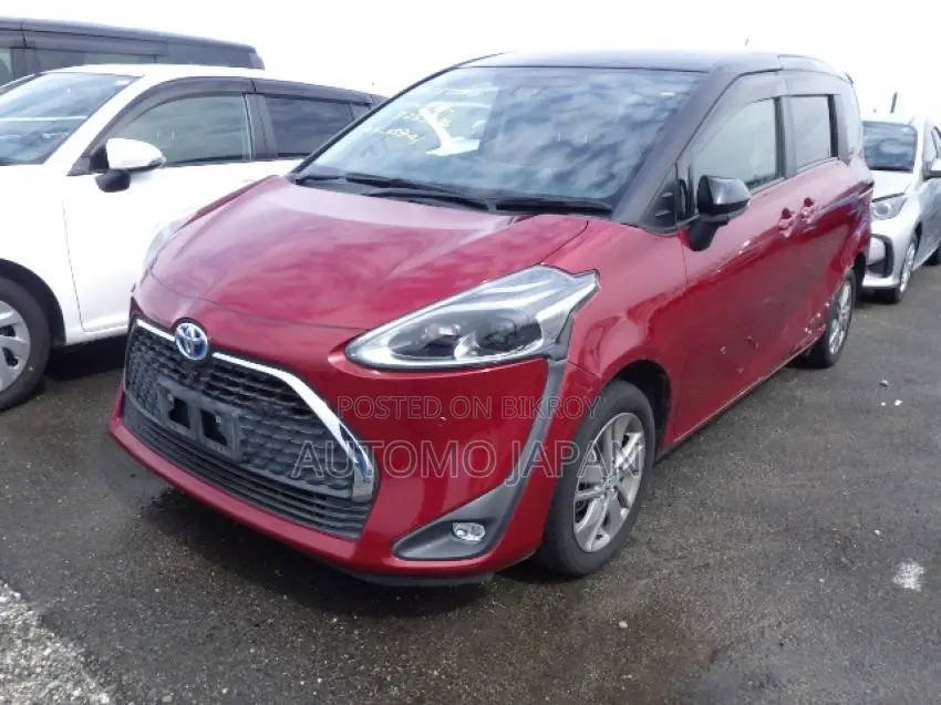 টয়োটা সিয়েন্টা ১.৫ ফ্রন্ট-হুইল ড্রাইভ ২০২১ লাল