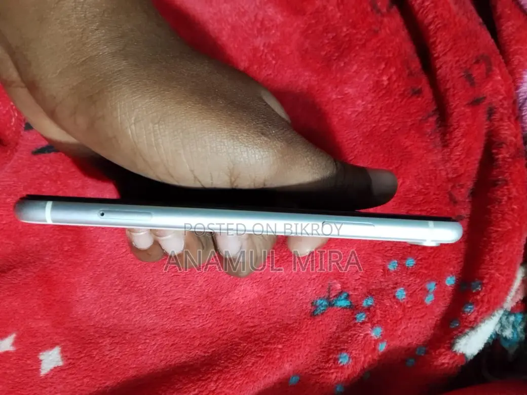 Apple iPhone XR 64 GB Orange