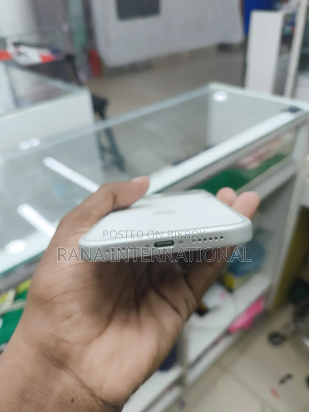 অ্যাপল আইফোন ১৭ প্রো ম্যাক্স ৫১২ জিবি সিলভার