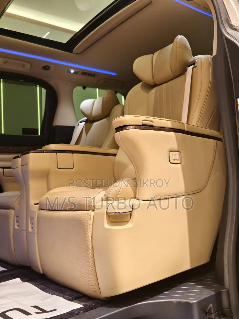 Toyota Alphard 2019 Black