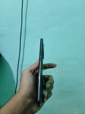 Vivo V30e 128 GB Rose Gold