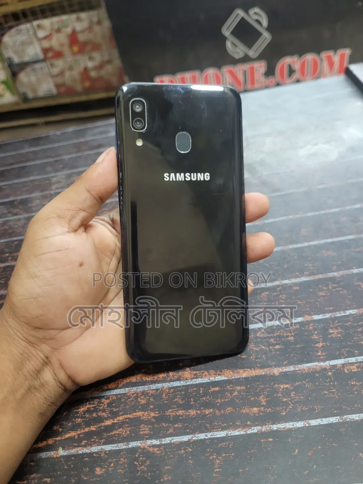 Samsung Galaxy A30 64 GB Black