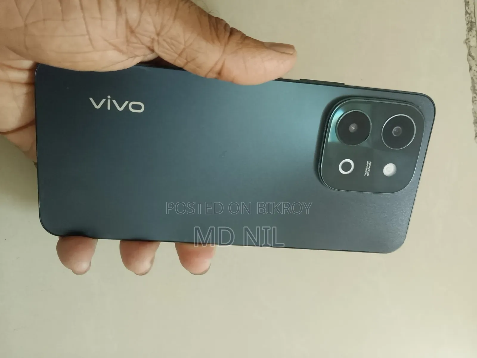 Vivo Y28 8 GB Black