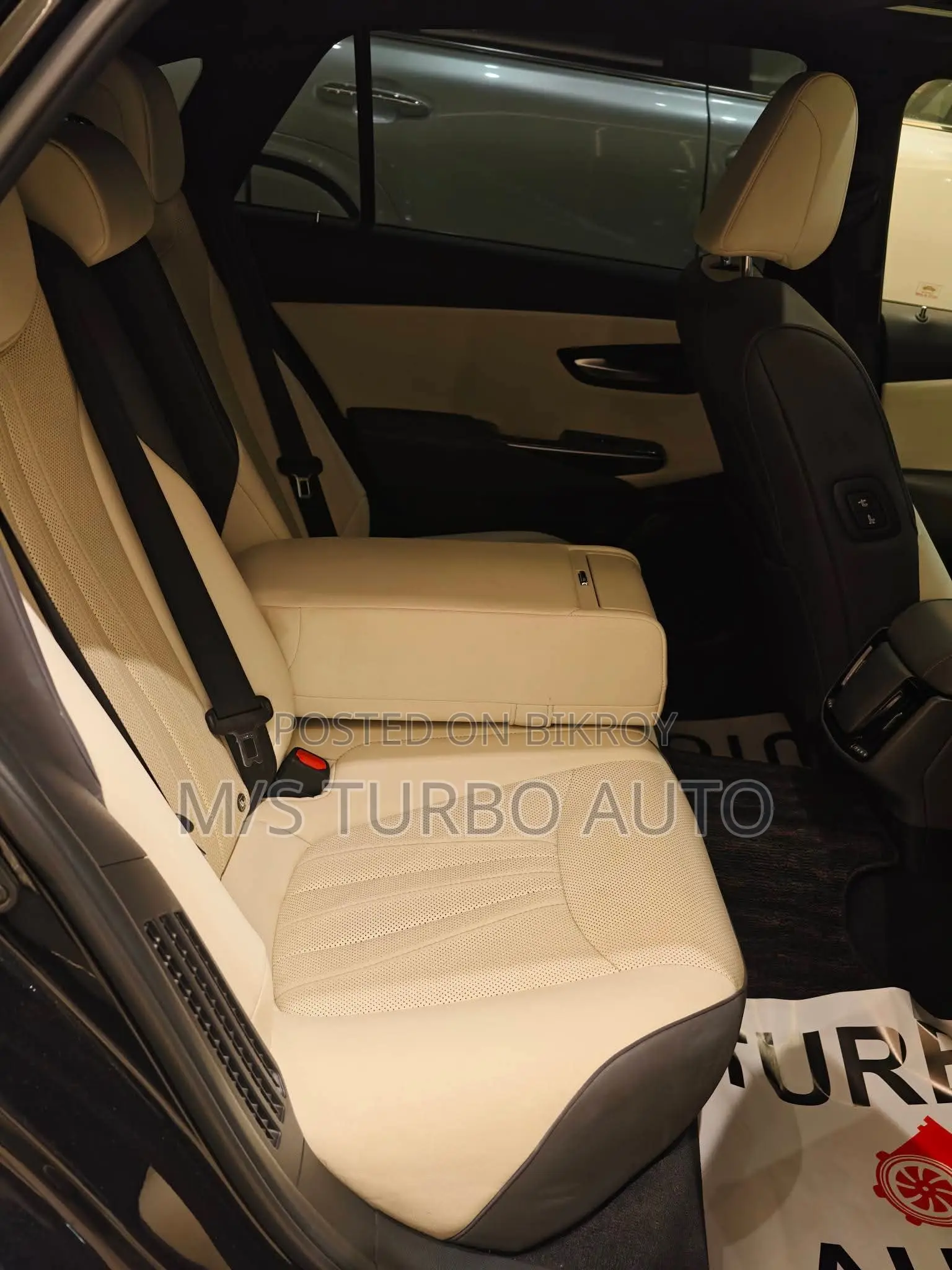 Toyota Crown 2020 Black