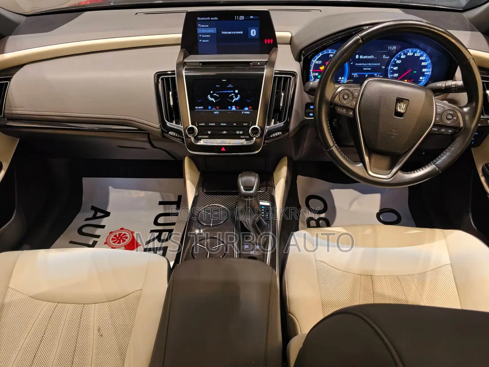 Toyota Crown 2020 Black