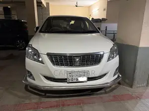 টয়োটা প্রিমিয়ো ২০১৩ অফ হোয়াইট