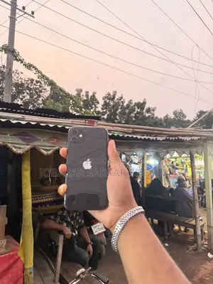 Apple iPhone 11 64 GB Black