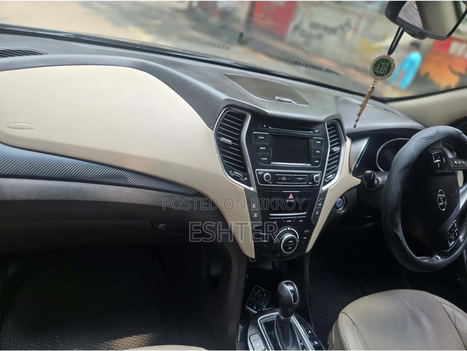 Hyundai Santa Fe SE Ultimate AWD 2017 Black
