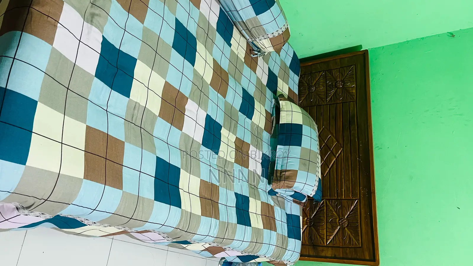 আসবাবপত্র বিছানা