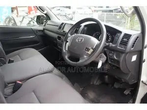 Toyota HiAce 2021 Pearl