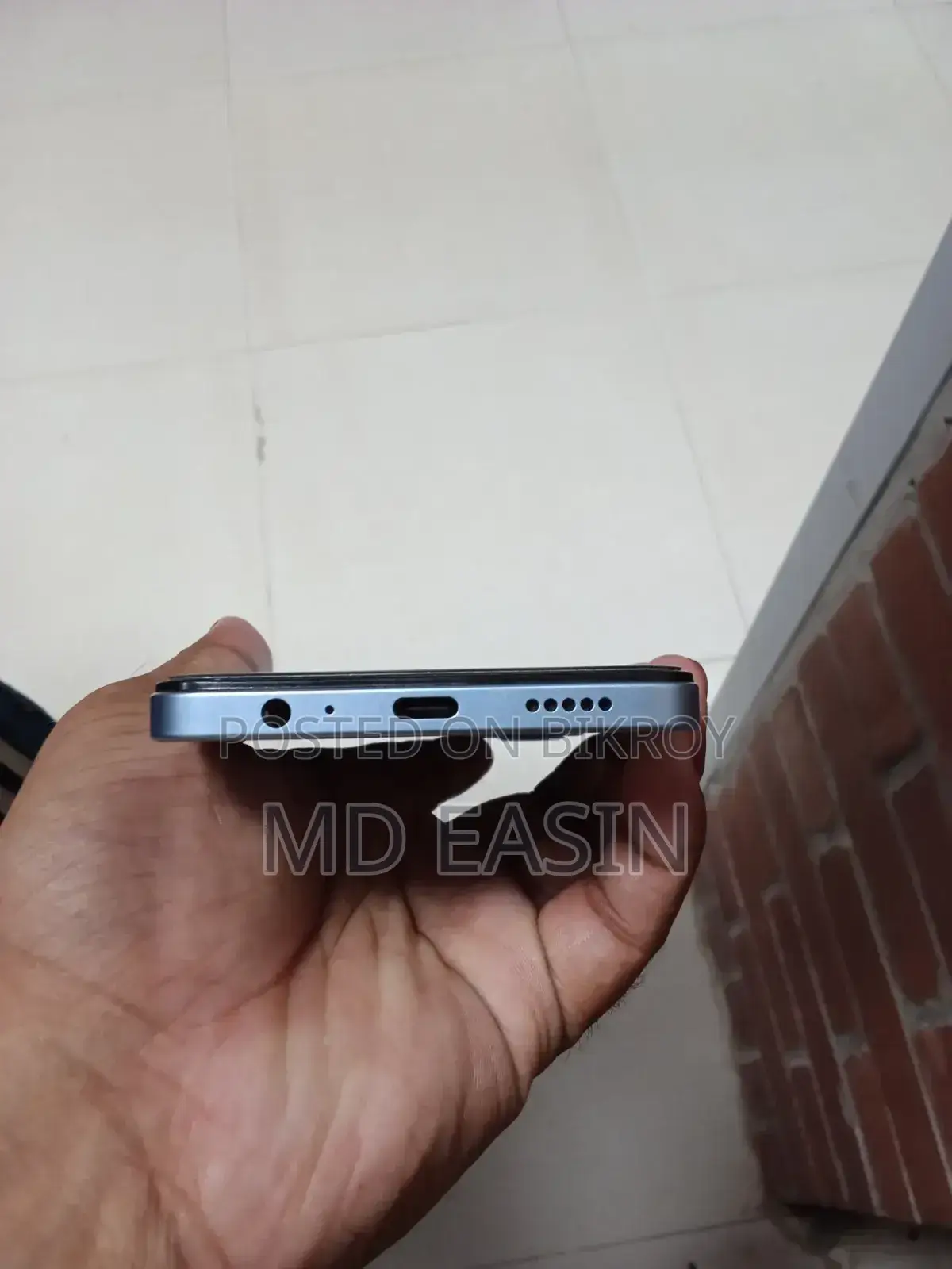 Vivo Y19 128 GB Silver