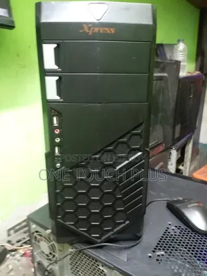 Desktop Computer 4GB Intel Core i5 HDD 500GB