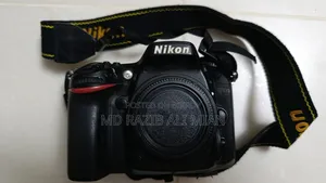 Nikon D7100 + 50mm Lens + 18-300mm Telephoto Zoom Lens