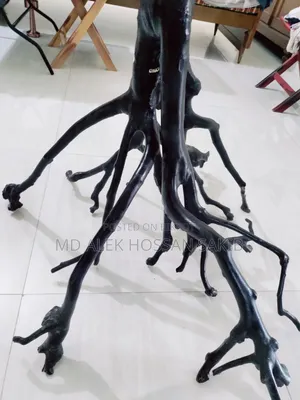 Natural Tree Tea Table