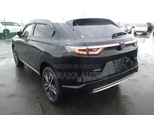 হোন্ডা ভেজেল ১.৫ হাইব্রিড ২ডব্লিউডি ২০২১ কালো