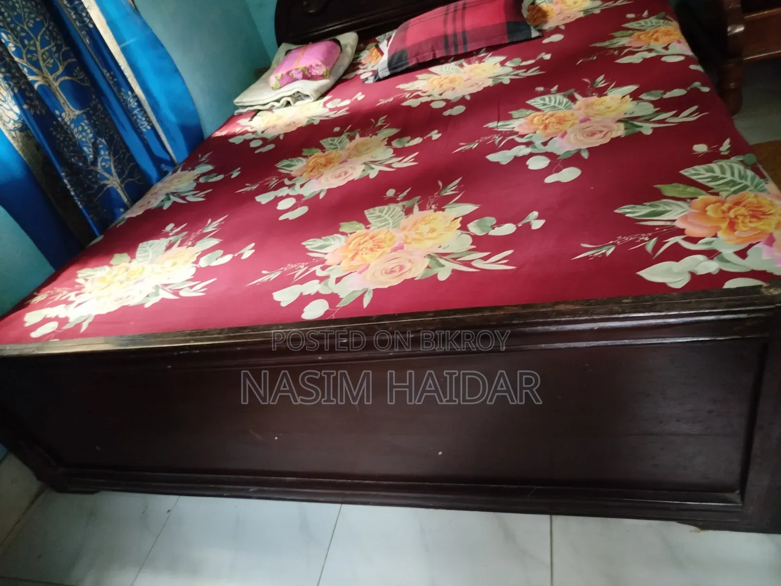 একটা ৬.৫/৫ ফিট খাট বিক্রি করব