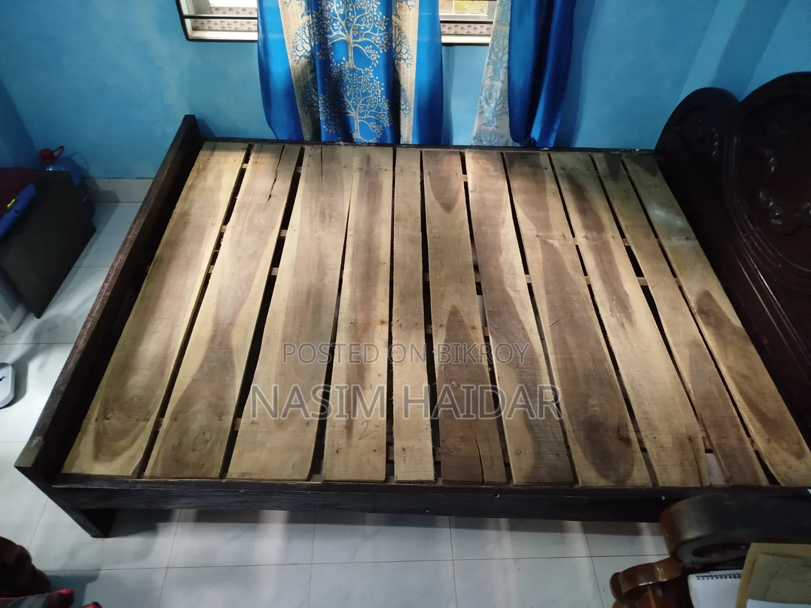 একটা ৬.৫/৫ ফিট খাট বিক্রি করব