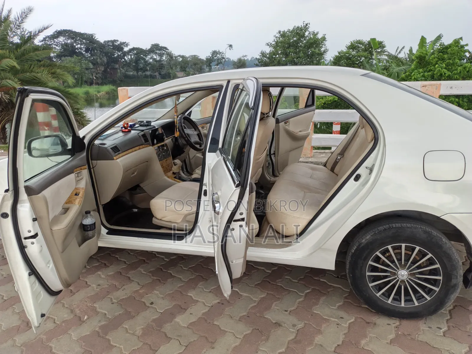 Toyota Corolla 2005 Pearl