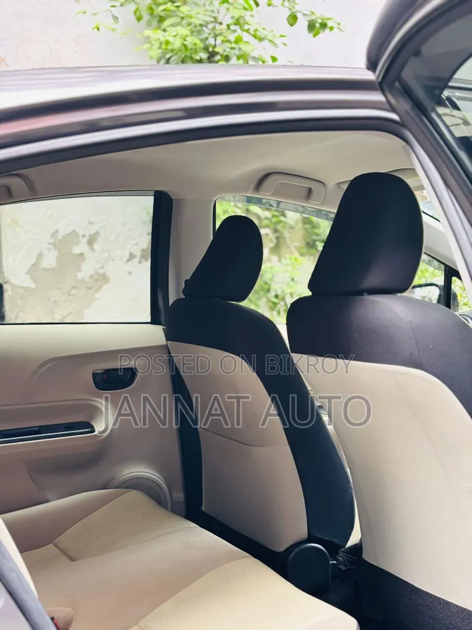 Toyota Aqua 2013 Gray