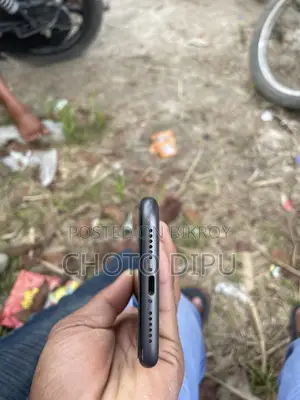Apple iPhone 11 128 GB Black