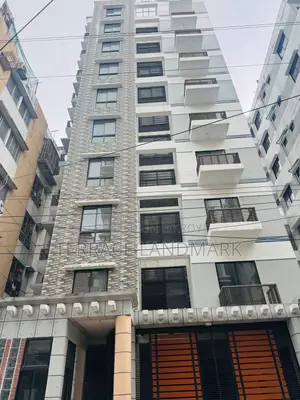 20-decimal House in Basundhara for sale
