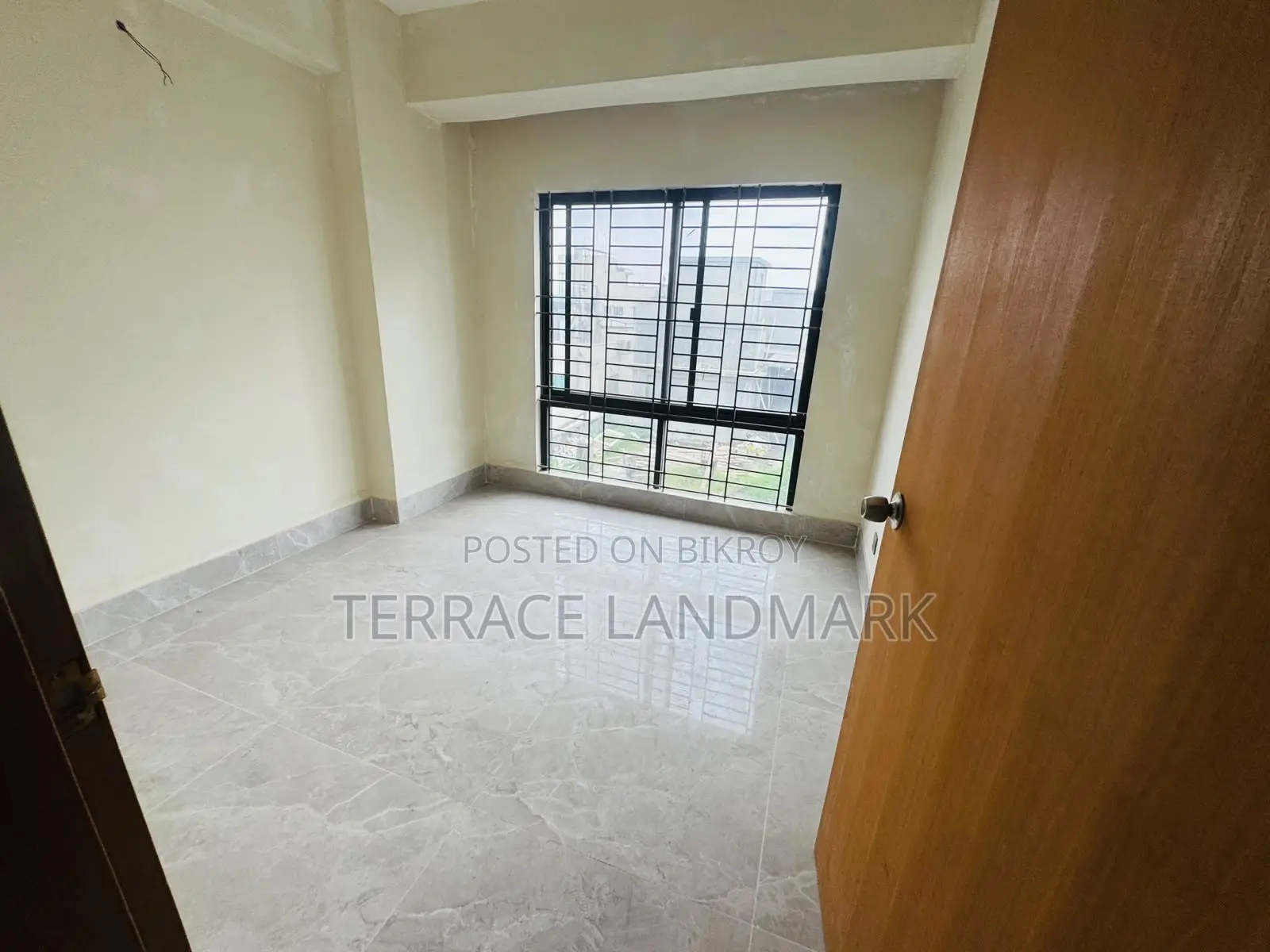 20-decimal House in Basundhara for sale