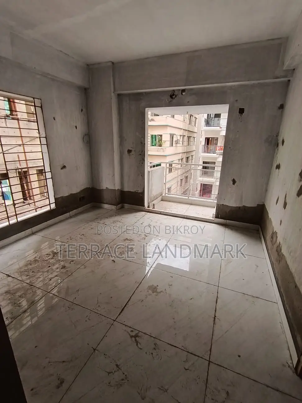 4bdrm Apartment in Basundhara for Sale