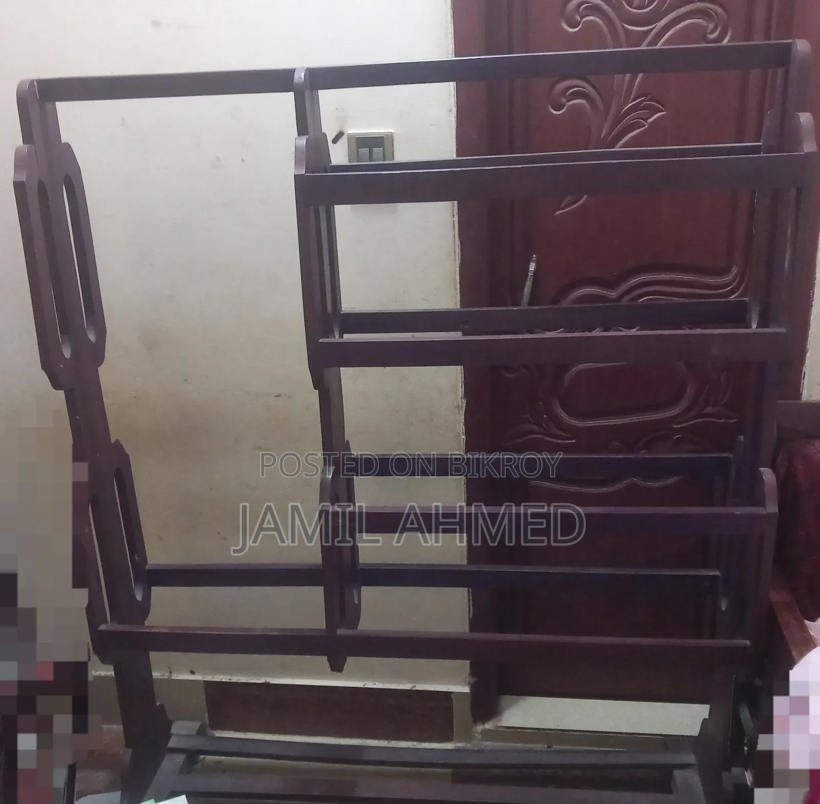 সেগুন কাঠের তৈরি ২টি আলনা