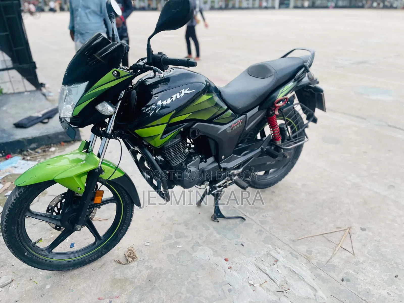 Hero Hunk 2023 Black