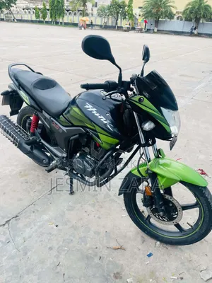 Hero Hunk 2023 Black