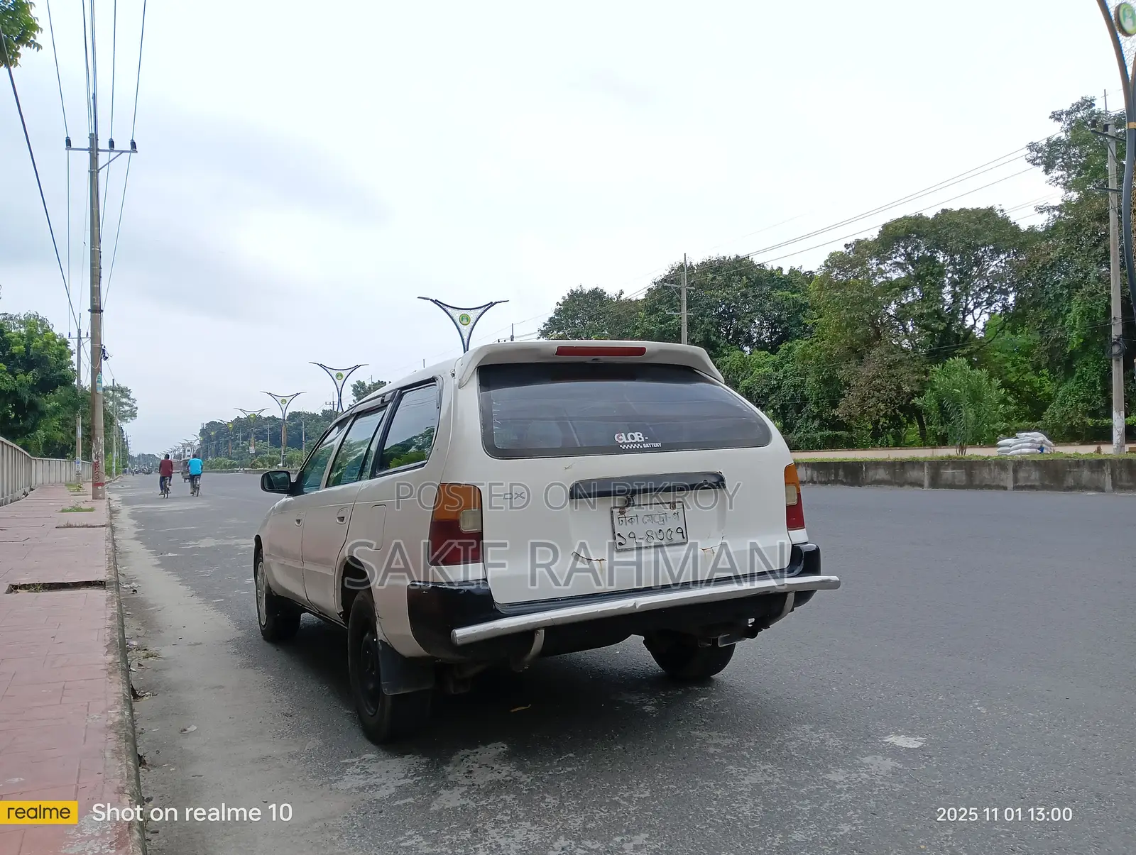Toyota Corolla 2000 White