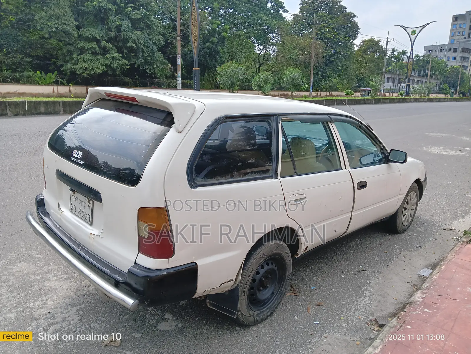 Toyota Corolla 2000 White