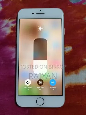 Apple iPhone 8 64 GB সাদা