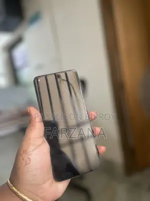 Oppo F21 Pro 5G 128 GB Yellow