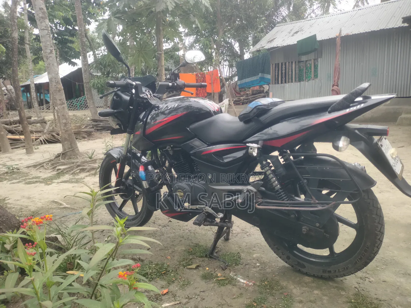 বাজাজ পালসার ১৫০ ২০২১ কালো