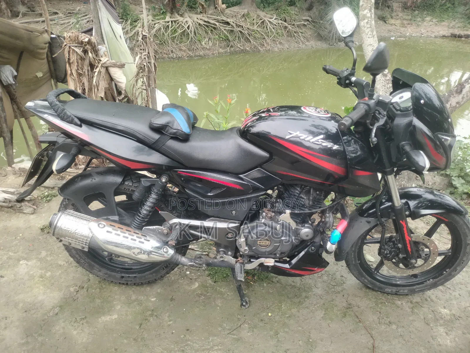 বাজাজ পালসার ১৫০ ২০২১ কালো