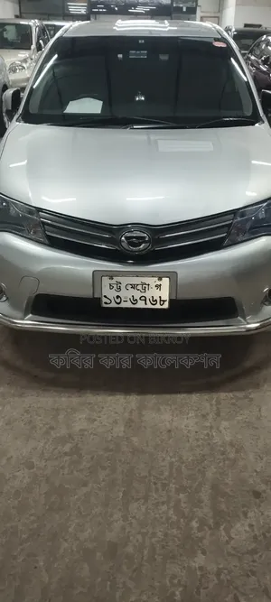 Toyota Axio 2012 Silver