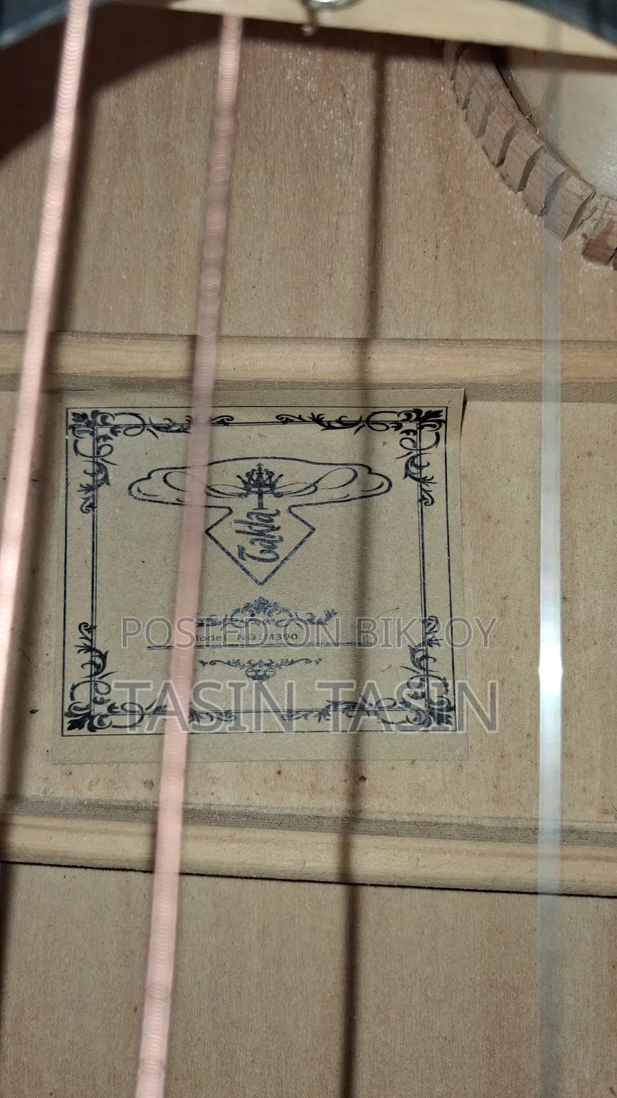 Guitar Sell Takla M390