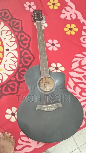 Guitar Sell Takla M390