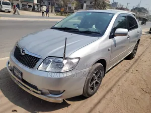 Toyota Corolla 2004 Silver