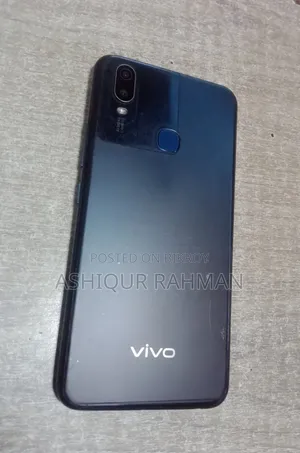 Vivo Y11 32 GB Blue