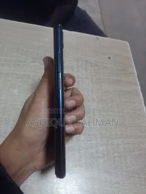 Vivo Y11 32 GB Blue